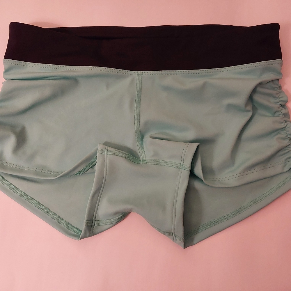 Wicked Weasel Shorts Medium